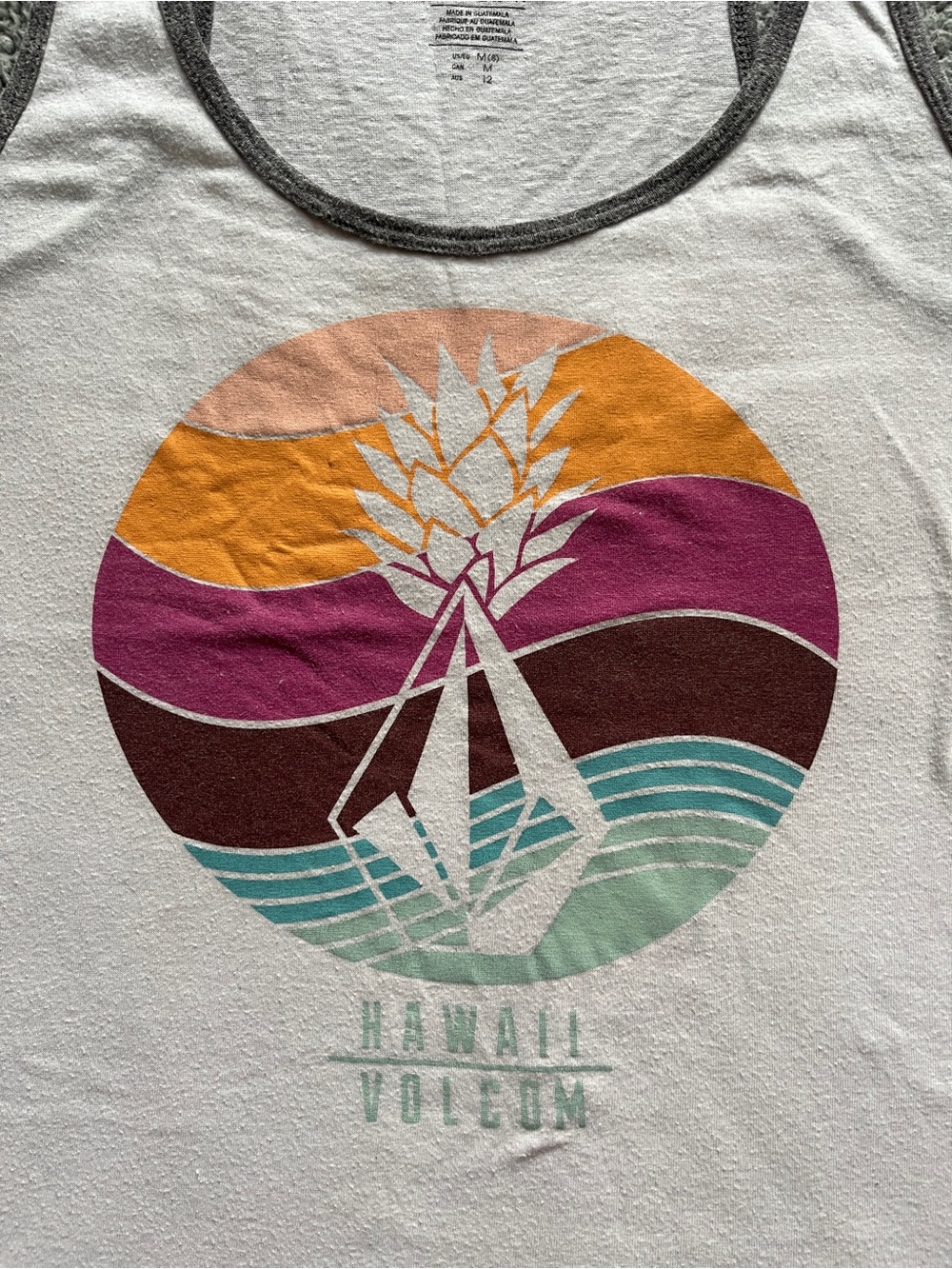 Volcom Tank - Picture 4 of 5